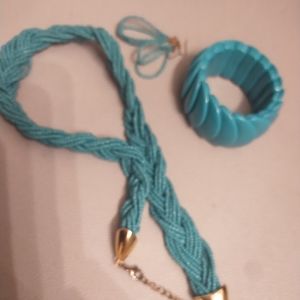 Turquoise color necklace bracelet and earrings